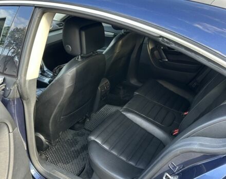 Синій Фольксваген Пассат СС, об'ємом двигуна 2 л та пробігом 172 тис. км за 10800 $, фото 4 на Automoto.ua