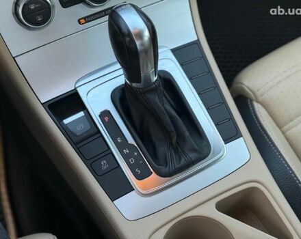 Синий Фольксваген Пассат СС, объемом двигателя 2 л и пробегом 242 тыс. км за 10390 $, фото 30 на Automoto.ua