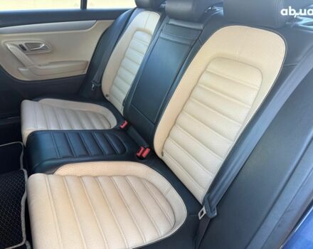 Синий Фольксваген Пассат СС, объемом двигателя 2 л и пробегом 242 тыс. км за 10390 $, фото 10 на Automoto.ua