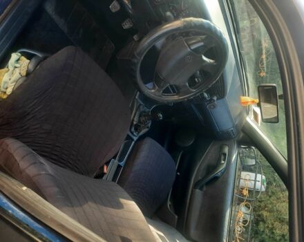 Синий Фольксваген Пассат СС, объемом двигателя 2 л и пробегом 300 тыс. км за 2100 $, фото 9 на Automoto.ua