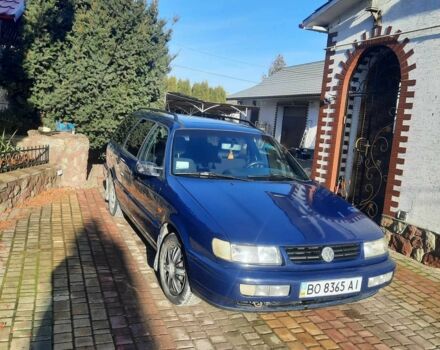 Синий Фольксваген Пассат СС, объемом двигателя 2 л и пробегом 300 тыс. км за 2100 $, фото 5 на Automoto.ua