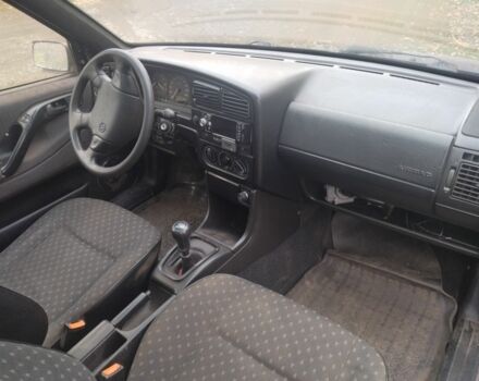 Синий Фольксваген Пассат СС, объемом двигателя 1.8 л и пробегом 3 тыс. км за 1188 $, фото 4 на Automoto.ua