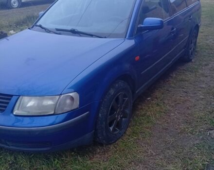 Синій Фольксваген Пассат СС, об'ємом двигуна 1.9 л та пробігом 325 тис. км за 3100 $, фото 4 на Automoto.ua