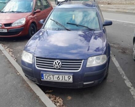 Синий Фольксваген Пассат СС, объемом двигателя 1.9 л и пробегом 450 тыс. км за 2414 $, фото 1 на Automoto.ua