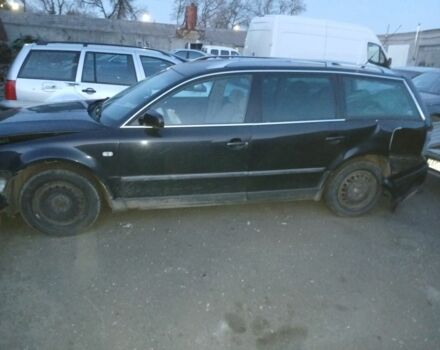 Синий Фольксваген Пассат СС, объемом двигателя 2 л и пробегом 200 тыс. км за 1700 $, фото 2 на Automoto.ua