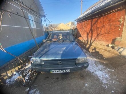 Синий Фольксваген Пассат СС, объемом двигателя 1.6 л и пробегом 305 тыс. км за 1300 $, фото 1 на Automoto.ua