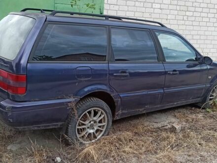 Синій Фольксваген Пассат СС, об'ємом двигуна 1.6 л та пробігом 150 тис. км за 42000 $, фото 1 на Automoto.ua