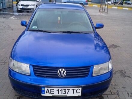 Фольксваген Пассат СС 1998 у Долинской на Automoto.ua Синій Фольксваген Пассат СС, об'ємом двигуна 1.8 л та пробігом 230 тис. км за 350 $, фото 1 на Automoto.ua