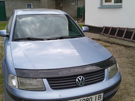 Синий Фольксваген Пассат СС, объемом двигателя 1.8 л и пробегом 280 тыс. км за 3054 $, фото 1 на Automoto.ua