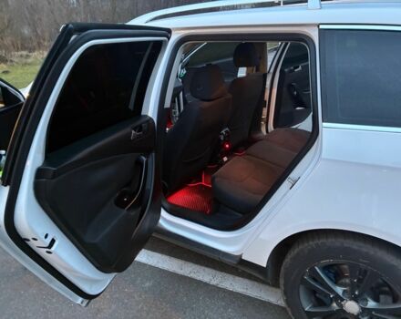 Білий Фольксваген Пассат Варіант, об'ємом двигуна 2 л та пробігом 360 тис. км за 8600 $, фото 8 на Automoto.ua