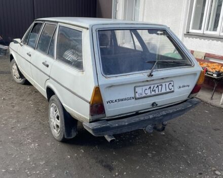Фольксваген Пассат Вариант 1979 в Черновцах на Automoto.ua Белый Фольксваген Пассат Вариант, объемом двигателя 0 л и пробегом 650 тыс. км за 550 $, фото 3 на Automoto.ua