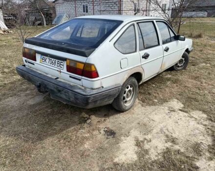 Белый Фольксваген Пассат Вариант, объемом двигателя 1.6 л и пробегом 340 тыс. км за 900 $, фото 3 на Automoto.ua