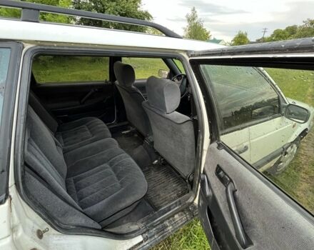 Белый Фольксваген Пассат Вариант, объемом двигателя 1.6 л и пробегом 440 тыс. км за 1300 $, фото 9 на Automoto.ua