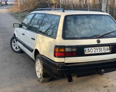Білий Фольксваген Пассат Варіант, об'ємом двигуна 1.6 л та пробігом 35 тис. км за 1500 $, фото 6 на Automoto.ua