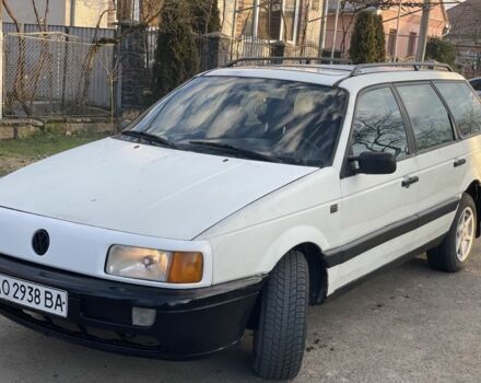 Білий Фольксваген Пассат Варіант, об'ємом двигуна 1.6 л та пробігом 35 тис. км за 1500 $, фото 1 на Automoto.ua