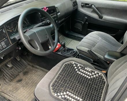 Фольксваген Пассат Вариант 1989 в Львове на Automoto.ua Белый Фольксваген Пассат Вариант, объемом двигателя 1.9 л и пробегом 250 тыс. км за 1000 $, фото 4 на Automoto.ua