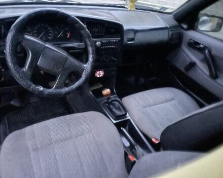 Белый Фольксваген Пассат Вариант, объемом двигателя 1.6 л и пробегом 263 тыс. км за 1200 $, фото 8 на Automoto.ua