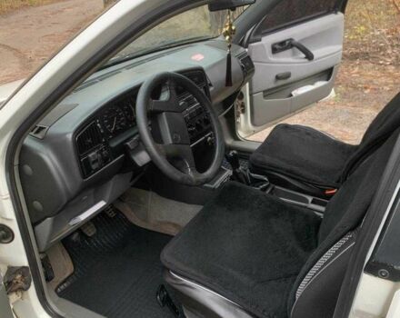 Білий Фольксваген Пассат Варіант, об'ємом двигуна 1.8 л та пробігом 431 тис. км за 3000 $, фото 9 на Automoto.ua