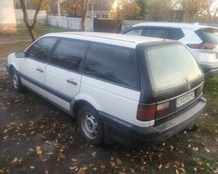 Білий Фольксваген Пассат Варіант, об'ємом двигуна 1.8 л та пробігом 255 тис. км за 925 $, фото 2 на Automoto.ua