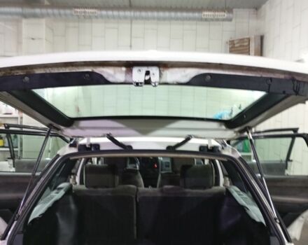 Білий Фольксваген Пассат Варіант, об'ємом двигуна 1.8 л та пробігом 258 тис. км за 2000 $, фото 7 на Automoto.ua