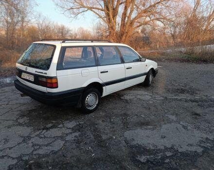 Белый Фольксваген Пассат Вариант, объемом двигателя 0 л и пробегом 200 тыс. км за 1999 $, фото 4 на Automoto.ua