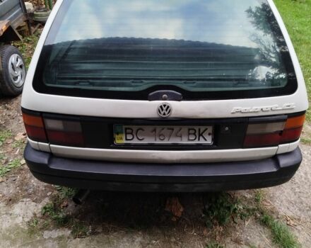 Фольксваген Пассат Вариант 1992 в Львове на Automoto.ua Белый Фольксваген Пассат Вариант, объемом двигателя 0 л и пробегом 250 тыс. км за 1000 $, фото 1 на Automoto.ua