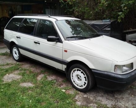 Фольксваген Пассат Вариант 1992 в Львове на Automoto.ua Белый Фольксваген Пассат Вариант, объемом двигателя 0 л и пробегом 250 тыс. км за 1000 $, фото 2 на Automoto.ua