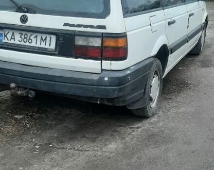 Белый Фольксваген Пассат Вариант, объемом двигателя 2 л и пробегом 220 тыс. км за 1067 $, фото 6 на Automoto.ua