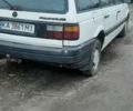 Белый Фольксваген Пассат Вариант, объемом двигателя 2 л и пробегом 220 тыс. км за 1067 $, фото 6 на Automoto.ua