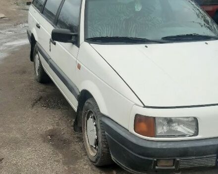 Белый Фольксваген Пассат Вариант, объемом двигателя 2 л и пробегом 220 тыс. км за 1067 $, фото 5 на Automoto.ua