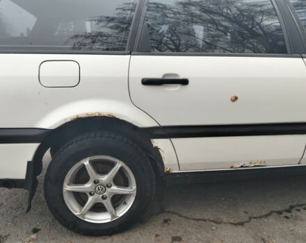 Білий Фольксваген Пассат Варіант, об'ємом двигуна 1.8 л та пробігом 531 тис. км за 2000 $, фото 4 на Automoto.ua