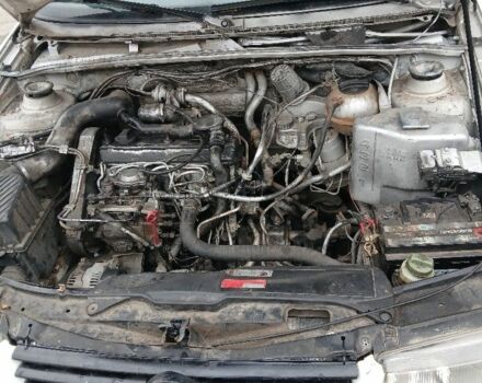 Белый Фольксваген Пассат Вариант, объемом двигателя 0 л и пробегом 420 тыс. км за 1800 $, фото 1 на Automoto.ua