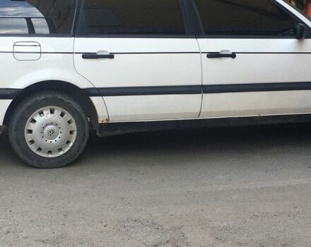 Белый Фольксваген Пассат Вариант, объемом двигателя 1.8 л и пробегом 3 тыс. км за 2600 $, фото 4 на Automoto.ua