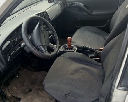 Белый Фольксваген Пассат Вариант, объемом двигателя 0 л и пробегом 420 тыс. км за 1800 $, фото 4 на Automoto.ua