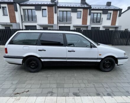 Білий Фольксваген Пассат Варіант, об'ємом двигуна 1.8 л та пробігом 354 тис. км за 1499 $, фото 15 на Automoto.ua