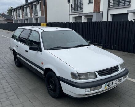 Білий Фольксваген Пассат Варіант, об'ємом двигуна 1.8 л та пробігом 354 тис. км за 1499 $, фото 4 на Automoto.ua