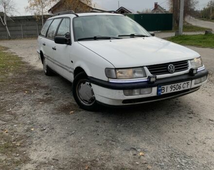 Белый Фольксваген Пассат Вариант, объемом двигателя 1.8 л и пробегом 230 тыс. км за 1200 $, фото 4 на Automoto.ua