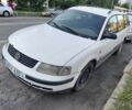 Білий Фольксваген Пассат Варіант, об'ємом двигуна 2 л та пробігом 300 тис. км за 500 $, фото 1 на Automoto.ua