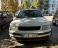 Белый Фольксваген Пассат Вариант, объемом двигателя 1.9 л и пробегом 330 тыс. км за 2000 $, фото 5 на Automoto.ua