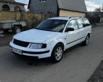 Белый Фольксваген Пассат Вариант, объемом двигателя 1.9 л и пробегом 185 тыс. км за 2199 $, фото 2 на Automoto.ua