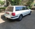 Белый Фольксваген Пассат Вариант, объемом двигателя 1.9 л и пробегом 500 тыс. км за 2350 $, фото 3 на Automoto.ua
