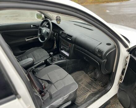 Білий Фольксваген Пассат Варіант, об'ємом двигуна 1.9 л та пробігом 400 тис. км за 1800 $, фото 7 на Automoto.ua