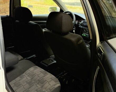 Білий Фольксваген Пассат Варіант, об'ємом двигуна 1.9 л та пробігом 300 тис. км за 1950 $, фото 11 на Automoto.ua