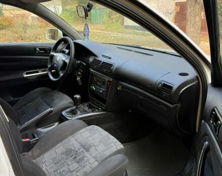 Білий Фольксваген Пассат Варіант, об'ємом двигуна 1.9 л та пробігом 300 тис. км за 1950 $, фото 10 на Automoto.ua