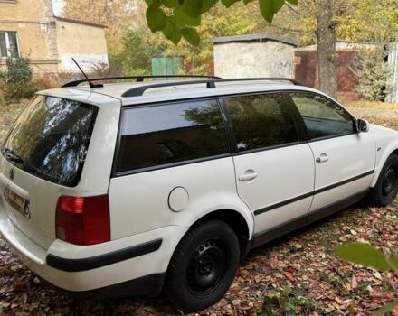 Білий Фольксваген Пассат Варіант, об'ємом двигуна 1.9 л та пробігом 300 тис. км за 1950 $, фото 3 на Automoto.ua