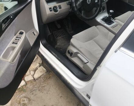 Фольксваген Пассат Вариант 2006 в Миргороде на Automoto.ua Белый Фольксваген Пассат Вариант, объемом двигателя 1.6 л и пробегом 400 тыс. км за 4800 $, фото 8 на Automoto.ua