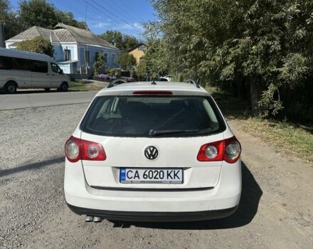 Фольксваген Пассат Вариант 2006 в Умани на Automoto.ua Белый Фольксваген Пассат Вариант, объемом двигателя 2 л и пробегом 333 тыс. км за 3900 $, фото 4 на Automoto.ua