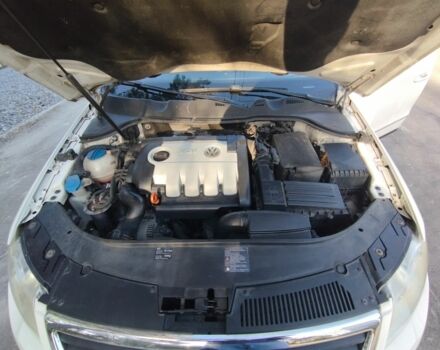 Белый Фольксваген Пассат Вариант, объемом двигателя 2 л и пробегом 294 тыс. км за 6600 $, фото 7 на Automoto.ua