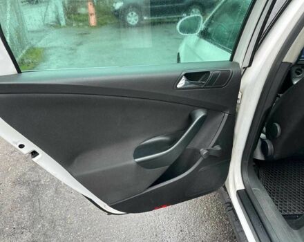 Білий Фольксваген Пассат Варіант, об'ємом двигуна 2 л та пробігом 238 тис. км за 6990 $, фото 8 на Automoto.ua