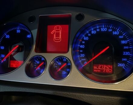 Белый Фольксваген Пассат Вариант, объемом двигателя 2 л и пробегом 273 тыс. км за 4999 $, фото 19 на Automoto.ua